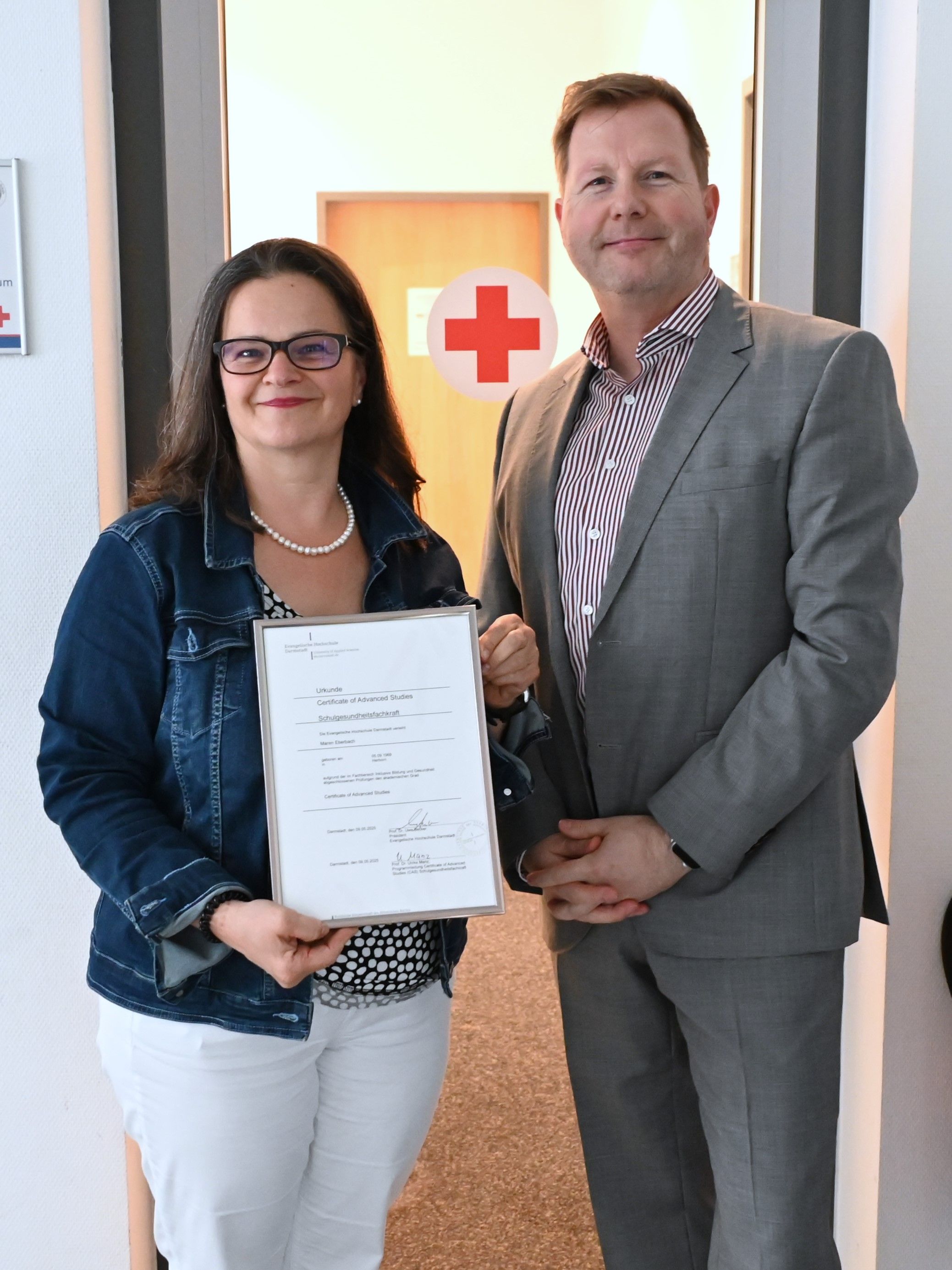 "Ihr habt eine Schulkrankenschwester?“