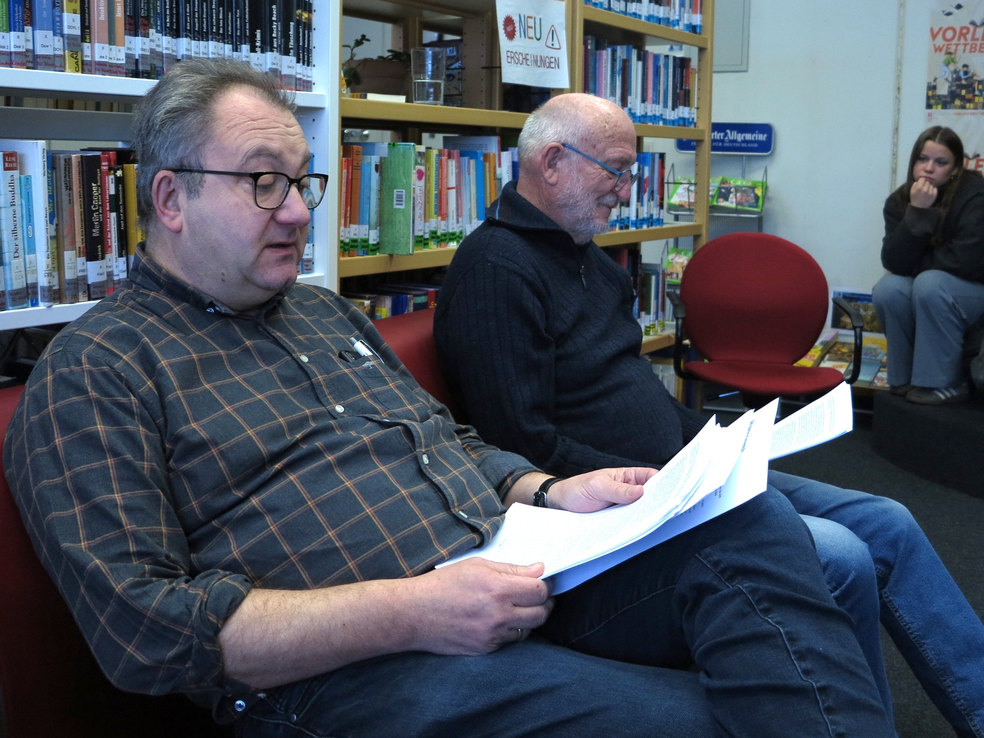 Er ist wieder da. Gemeint ist der Konjunktiv!