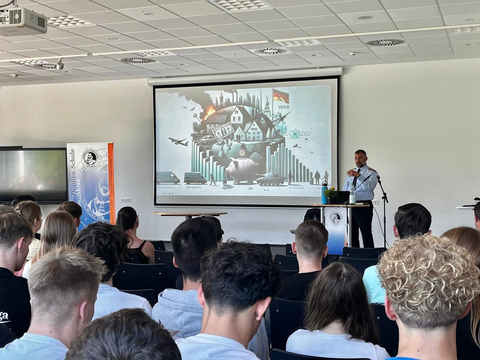 Politikunterricht mit Praxisbezug