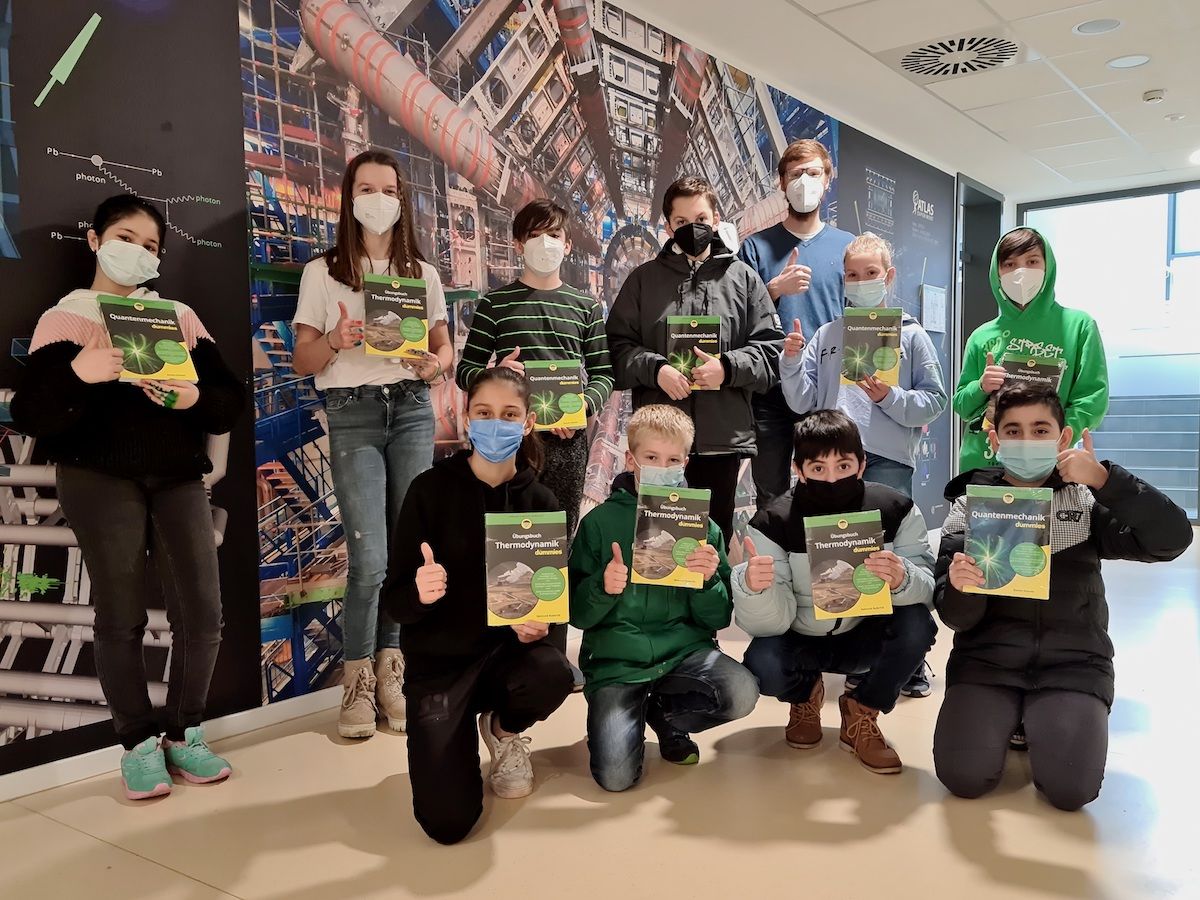 Preise für die erfolgreiche Teilnahme an „Physik im Advent 2021“