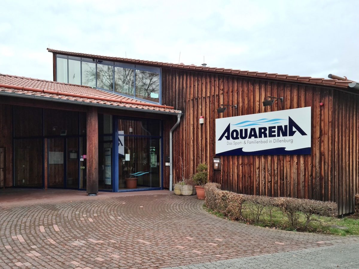 WvO-Schulsportleiter sieht wegen „Aquarena“-Sanierung schwarz